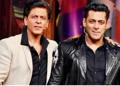 Why Did Salman Khan and Shah Rukh Khan Sing For Sonam Kapoor's Mother?