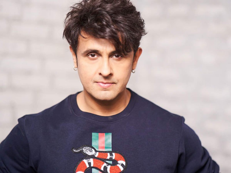 Sonu Nigam comes forward to help corona patients, provides oxygen