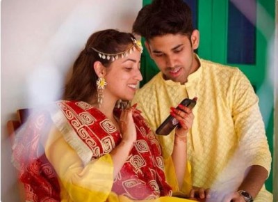 Yami shares unseen picture of haldi ceremony