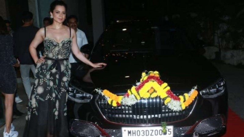 Kangana bought the most expensive car so far, First Indian to buy luxury sedan car