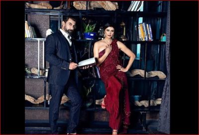 This Bollywood couple looked very intoxicated in the new photoshoot