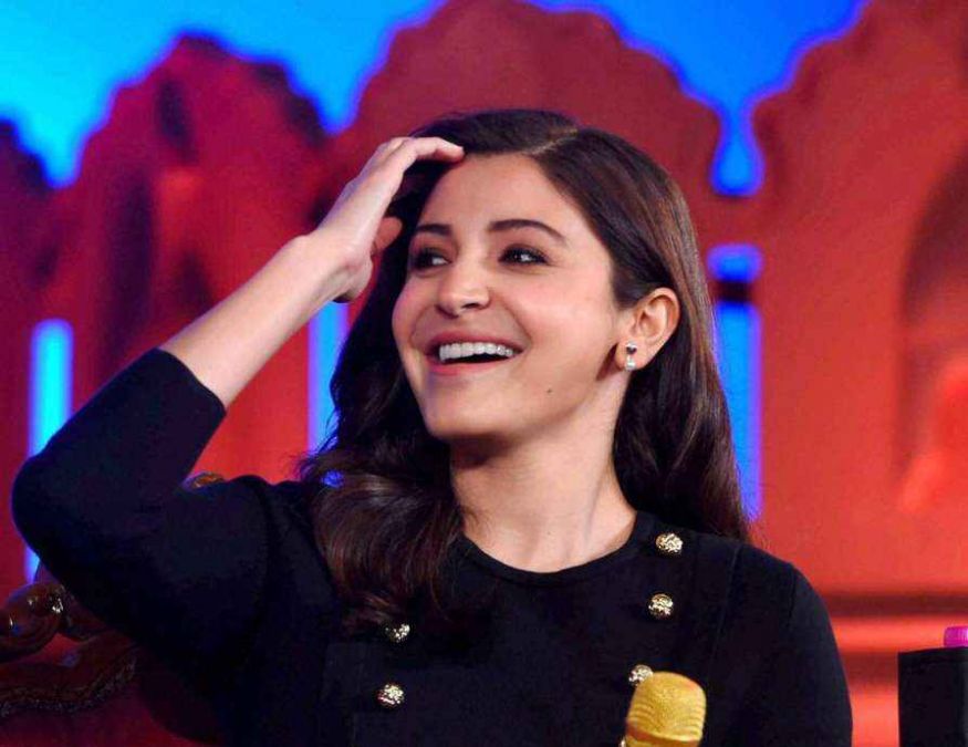 875px x 675px - Anushka Sharma's bold look caused havoc, fans going crazy | NewsTrack  English 1