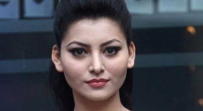 Urvashi Rautela's hot look surfaced, slaying in traditional outfit