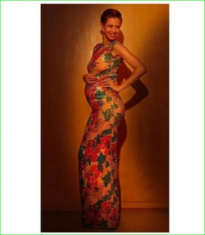 Kalki Koechlin flaunts her baby bump in a stunning dress, check out picture here