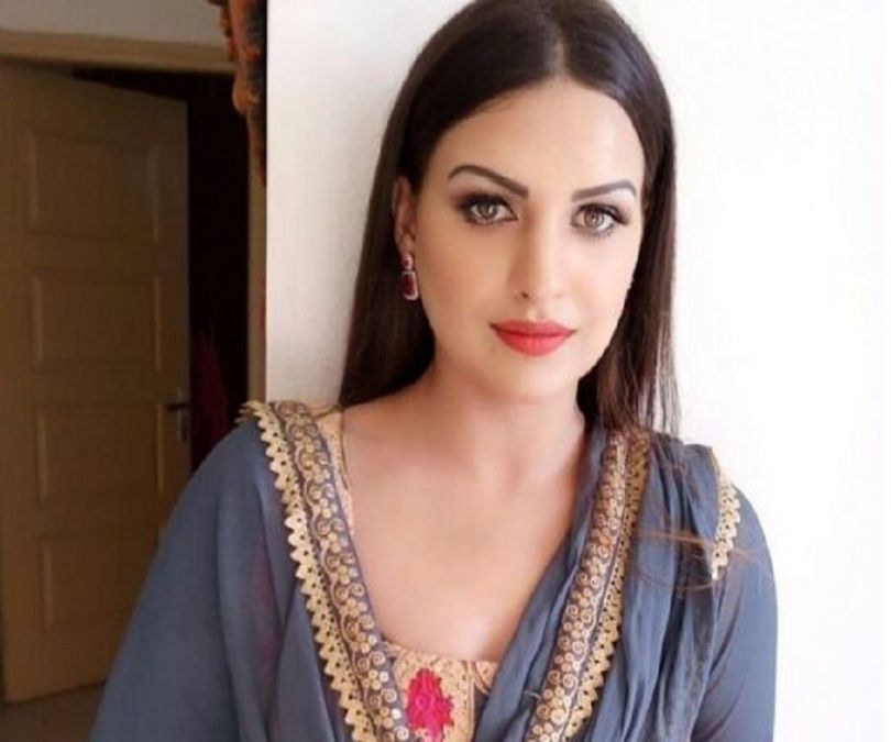 Himanshi Khurana Porn Videos - Sexy video of Himanshi Khurana came in front, watch the video here! |  NewsTrack English 1