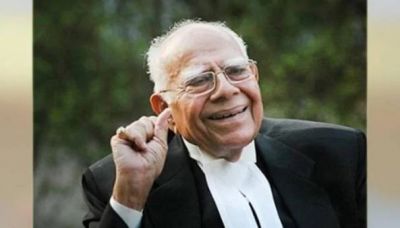 Bollywood mourns for lawyer Ram Jethmalani's demise