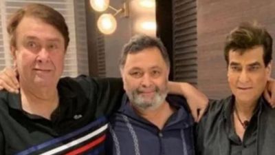 Rishi Kapoor meets his best friend after returning to the country after 1 year