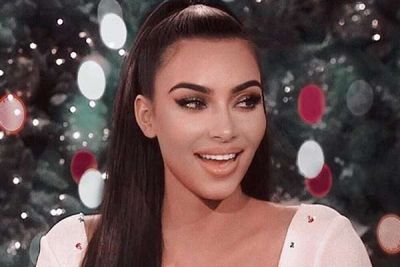 Hollywood Actress Kim Kardashian gets trolled for her Christmas decoration