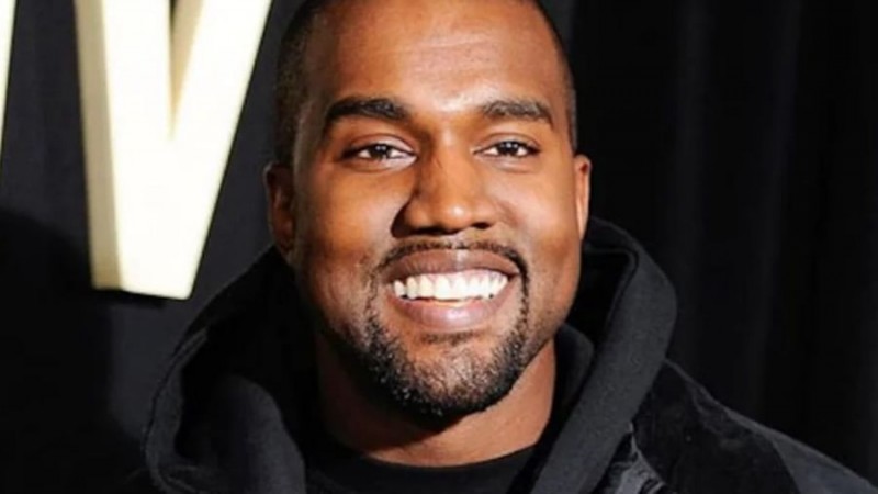 Kanye West happy with open relationship with Julia Fox