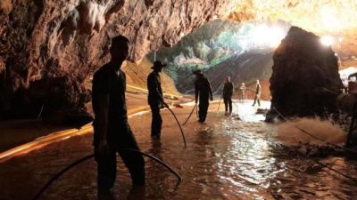 पर्दे पर दिखेगी थाईलैंड की गुफा में फंसे बच्चों की कहानी