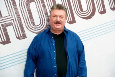 Famous American singer Joe Diffie died due to this reason