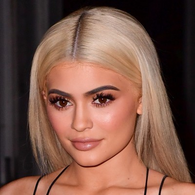 Checkout the new look of Kylie Jenner