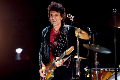Countless cigarettes are smoked in 1 day, Ronnie Wood will be surprised to know his age