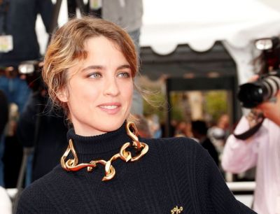 Hollywood Actress 'Adele Haenel' was Sexually Assaulted At the Age of 15, Accused this person!