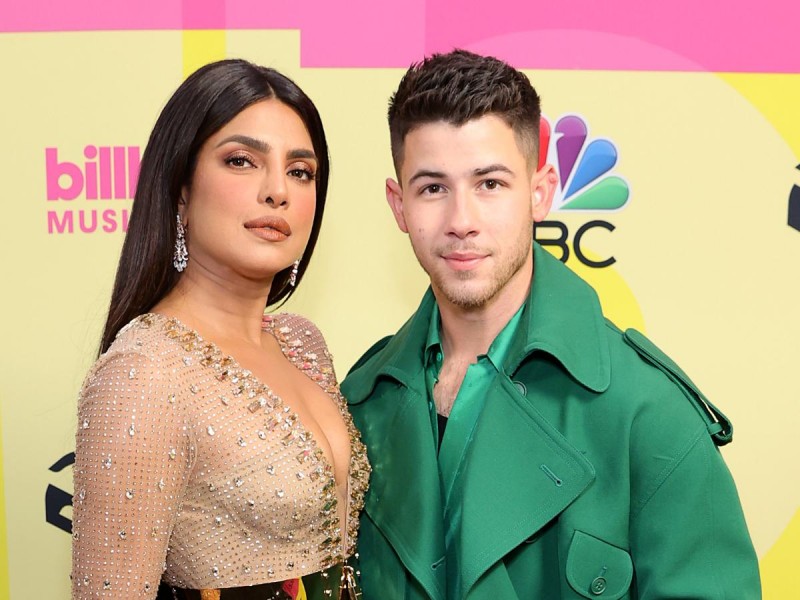 Priyanka Chopra Jonas dropped her husband Nick Jonas' last name from Twitter and Instagram, Here's why