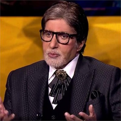 Amitabh Bachchan turns narrator for Prabhas' movie