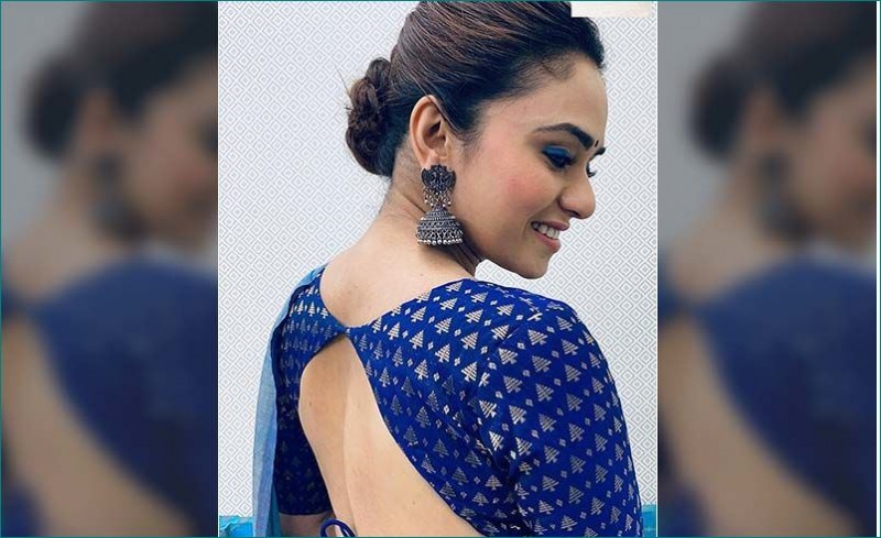 Amrita Khanvilkar looks great in saree in a new photoshoot