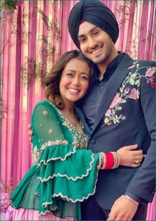Pics: Newlyweds Rohanpreet Singh and Neha Kakkar celebrates their first Lohri