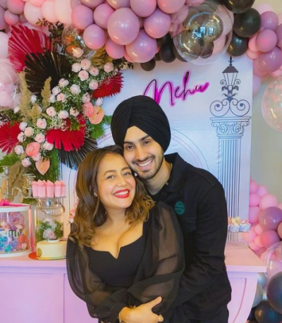 Neha Kakkar celebrates first birthday after marriage, got a lot of surprises from husband