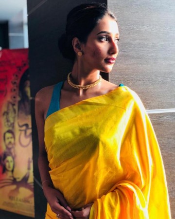 Actress Sayantika Banerjee set fire on Internet with her stylish look