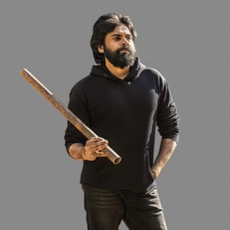 Andhra Pradesh: Stampede over trailer release of superstar Pawan Kalyan ...