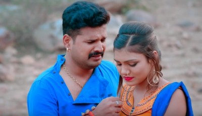 Ritesh Pandey's song Lach ke Kamariyaa goes viral, watch it here