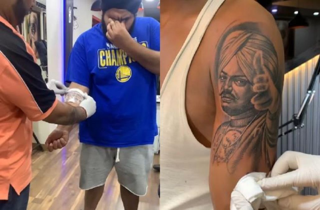 Sidhu Moose Walas Parents Get His Name Tattooed While Drake Pays Tribute  To The Rapper 2