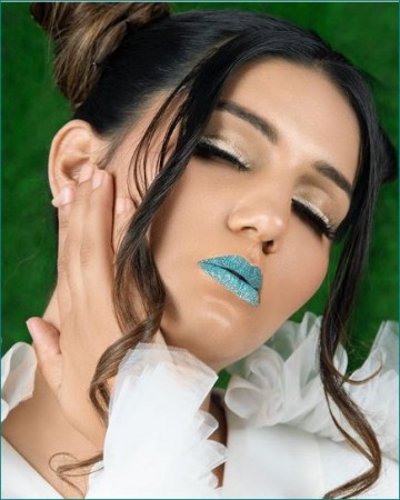 Sapna Choudhary flaunts her green lipsticks, netizen trolls