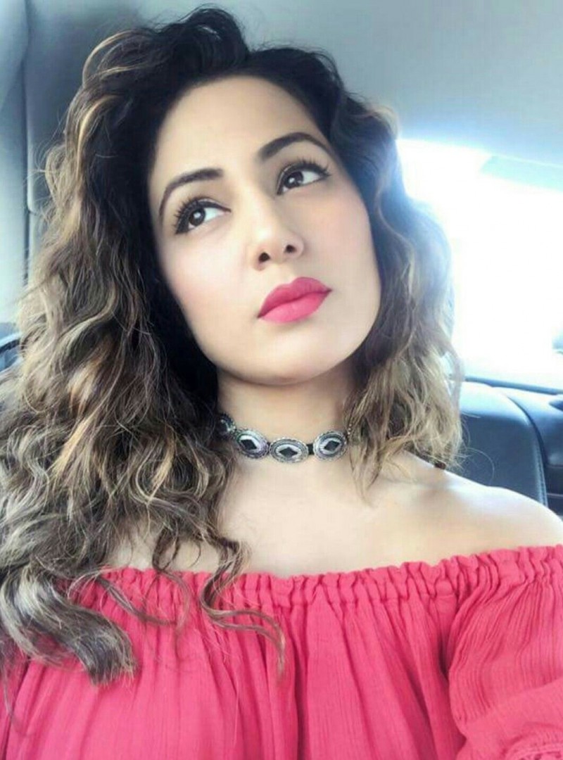 Hina khan hotsell stylish dresses