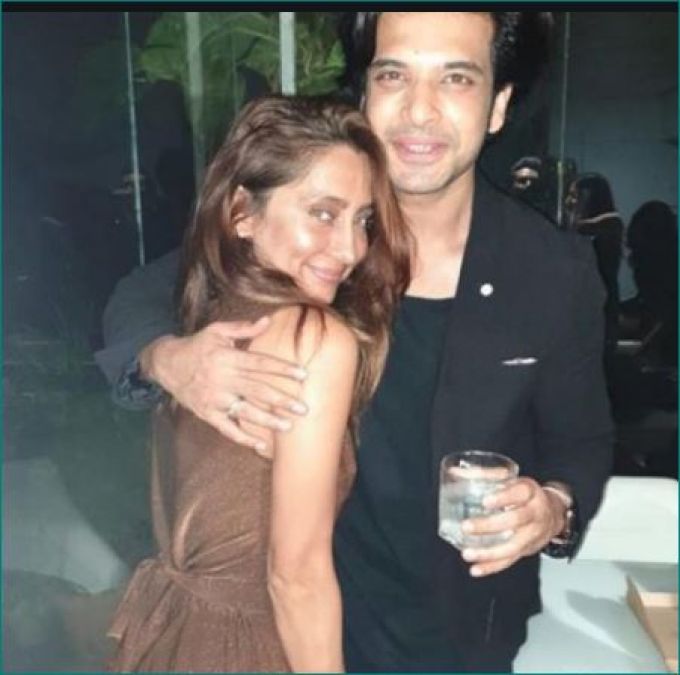 Anusha Dandekar Is Dating Jason Shah Photos Viral Newstrack English 2