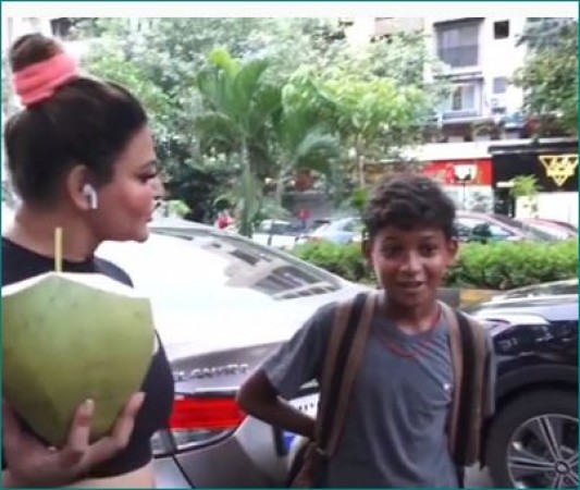 VIDEO: Rakhi Sawant seen giving coconut water to poor child!