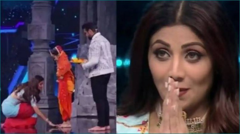 Super Dancer Chapter 4: Shilpa Shetty touches contestant's feet, reason very special