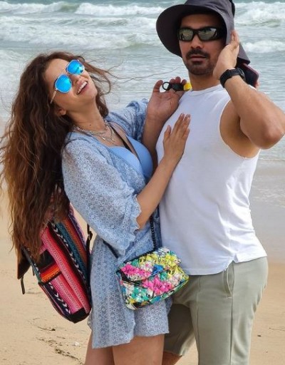 Rubina looks stunning with husband Abhinav, view these best pictures