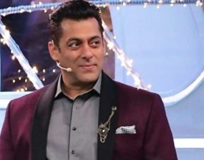 This contestant eliminated before taking entry in 'Bigg Boss' house