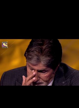 VIDEO: KBC के सेट पर रोने लगे अमिताभ बच्चन, ये है कारण