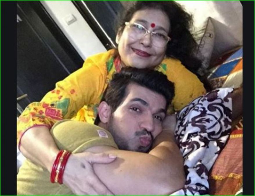 Arjun Bijlani's mother-in-law passed away, shared emotional post
