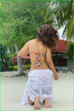 Komolika shared bikini pictures from the Maldives