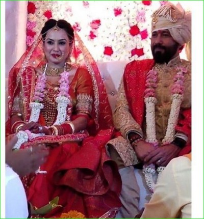 Kamya Punjabi's wedding pictures surfaced