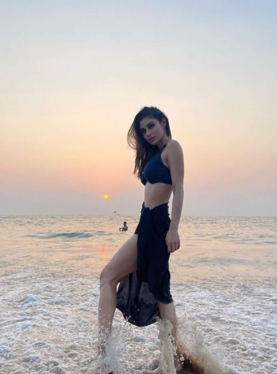 Mouni Roy shares stunning pictures of Goa vacation