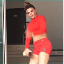 VIDEO: Rakhi Sawant dances in front of paparazzi then hindered herself
