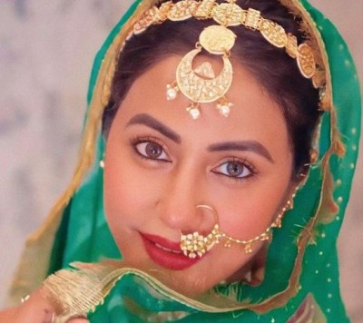'Nath, maang tika on the forehead and pallu on the head', look of this actress won the hearts of the fans