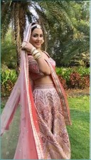Hina Khan stuns in her bridal look lehenga, photos surfaced