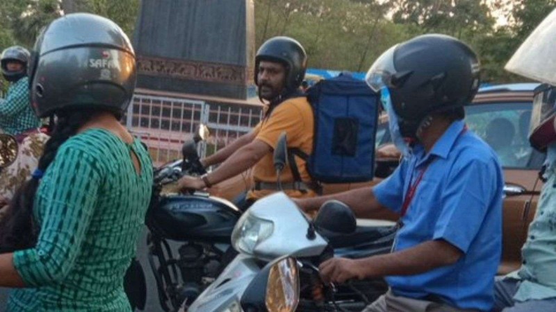 Kapil Sharma delivery rider