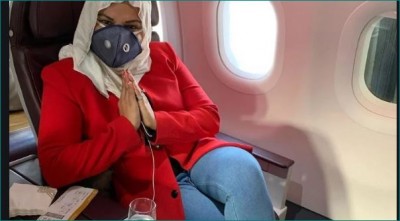 Rakhi Sawant travel in flight amid the coronavirus outbreak