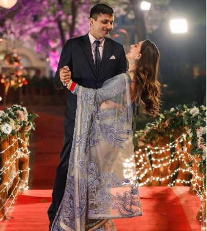 Pictures of Shraddha Arya's wedding reception surfaced