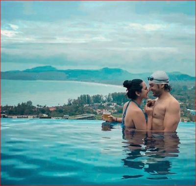 This TV actor is romancing in Thailand with his wife, See pictures