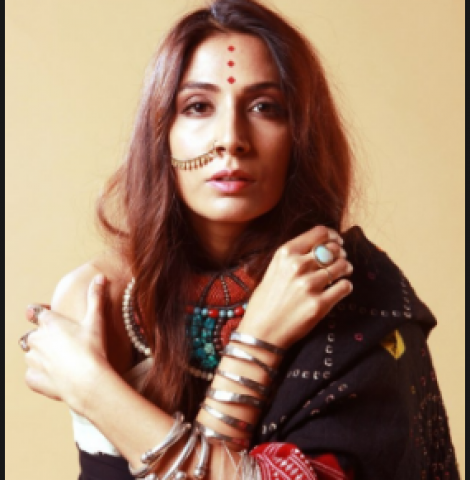 Monica Dogra's is new album is all about women empowerment | NewsTrack ...