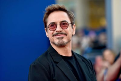 Iron Man a.k.a Robert Downey Jr repeats his trademark dialogue 'We Love You 3000'