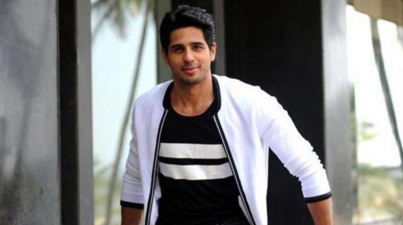 Sidharth Malhotra: Except Akshay Kumar, he has been linked with almost every co-star