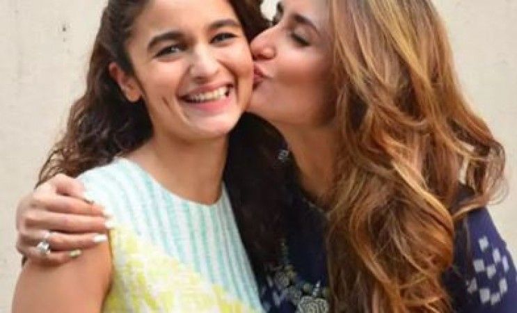 Kareena Kapoor on Alia’s pregnancy,  Embracing motherhood you know at such a young age…